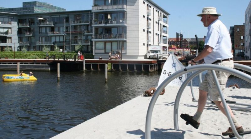 4. Investing in Outdoor Fitness Equipment