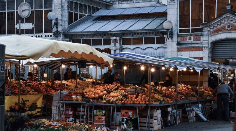 Sunday Markets